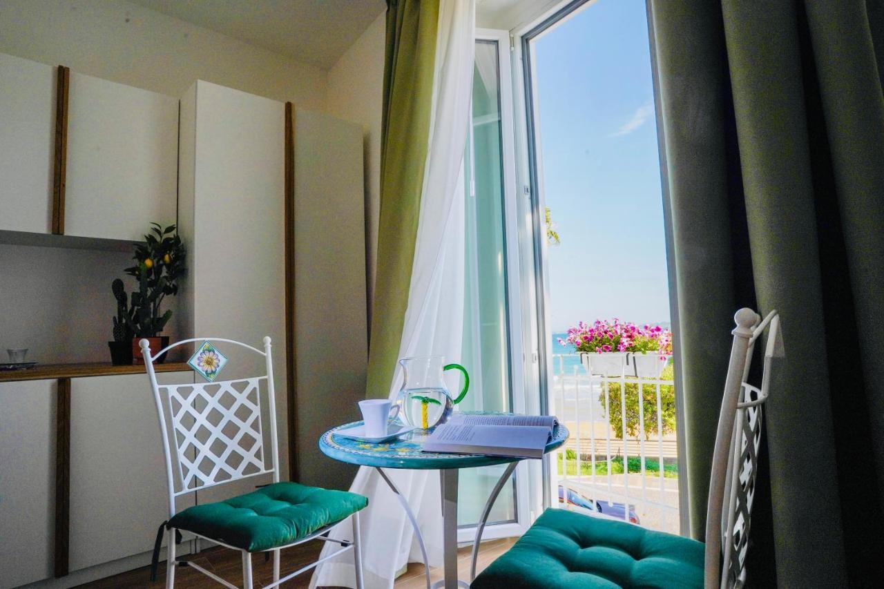 Aquamar Bed And Breakfast Crotone Buitenkant foto