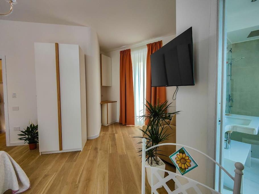 Aquamar Bed And Breakfast Crotone Buitenkant foto