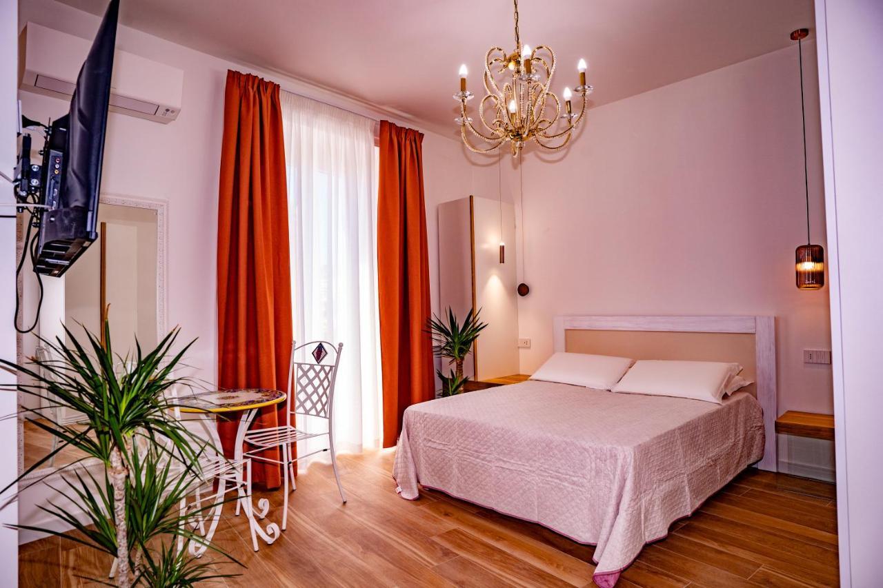 Aquamar Bed And Breakfast Crotone Buitenkant foto