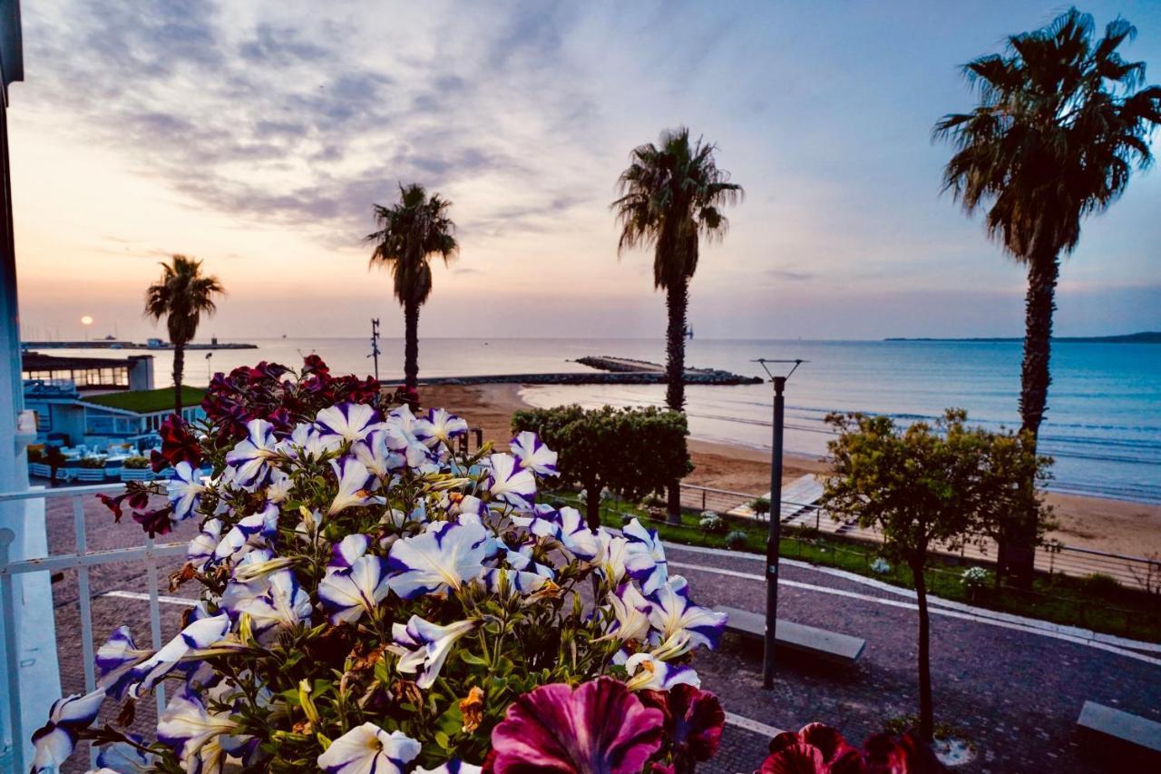 Aquamar Bed And Breakfast Crotone Buitenkant foto